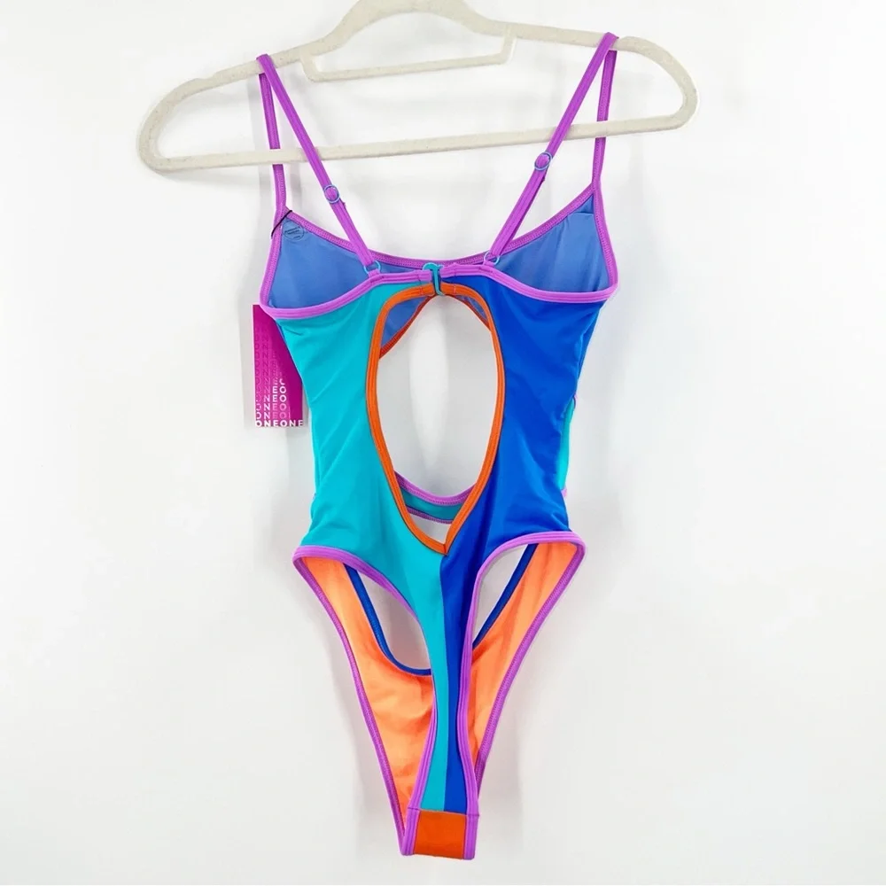 OneOne NWT Livia One Piece Swimsuit in Bilbao size Small